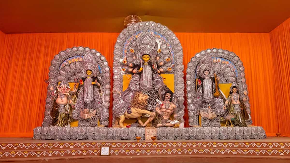 Top Durga Puja Pandals You Must Visit In Delhi Ncr Herzindagi