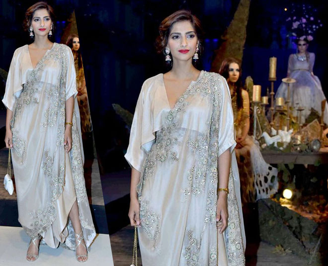 designrese saree style