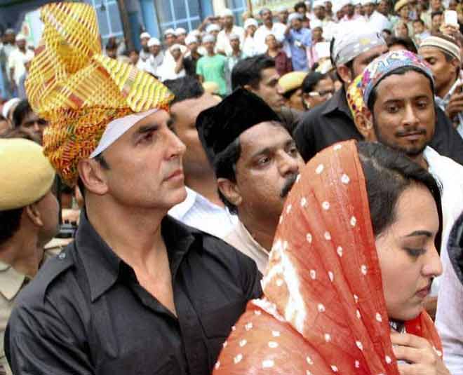 fans tease with actress inside