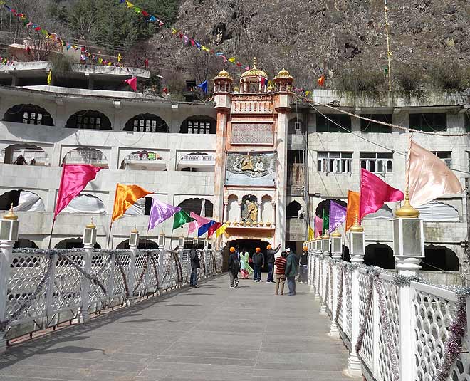 manikaran inside