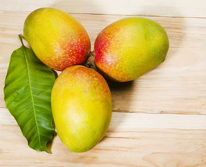 mango fruit in