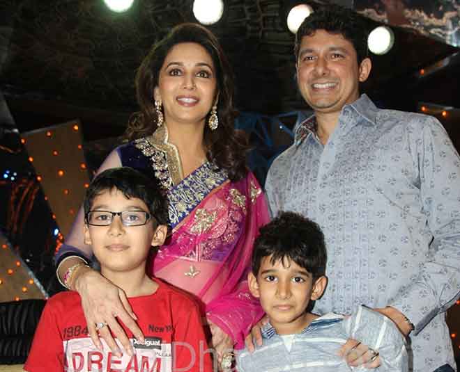 Bollywood mothers how treat their kids learn some lessons