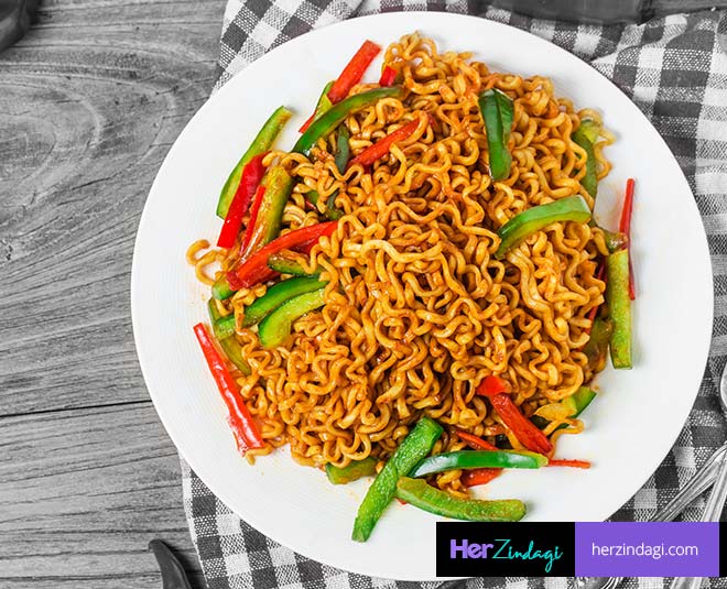 chatpta maggi masala nside