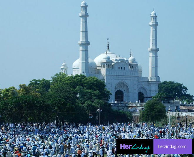 eid celecrations lucknow masjid