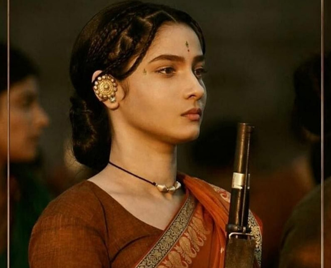 Kangana ranaut action avtar in Manikarnika movie, trailer is out