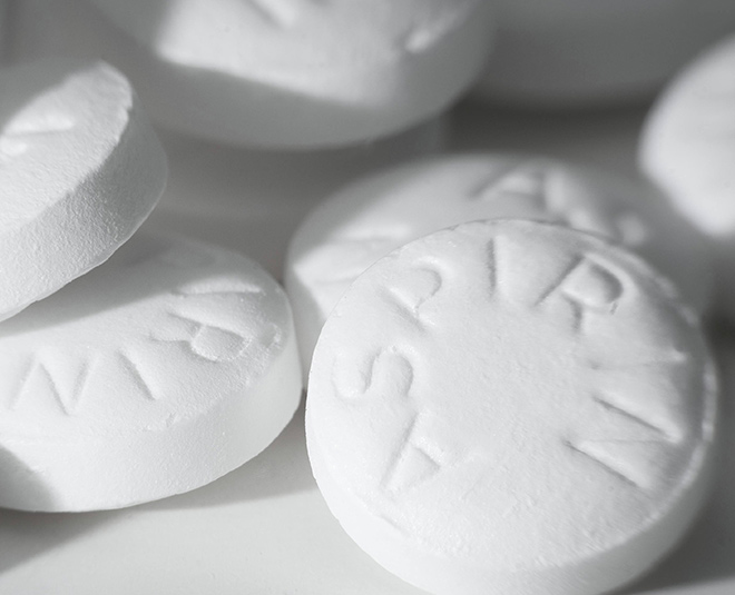 aisprin for crack heels inside