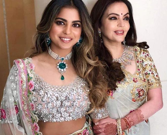 celebrity saree draper dolly jain isha nita ambani