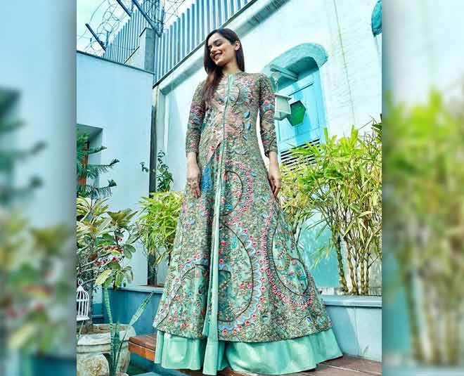 Manushi chhillar beauty inside