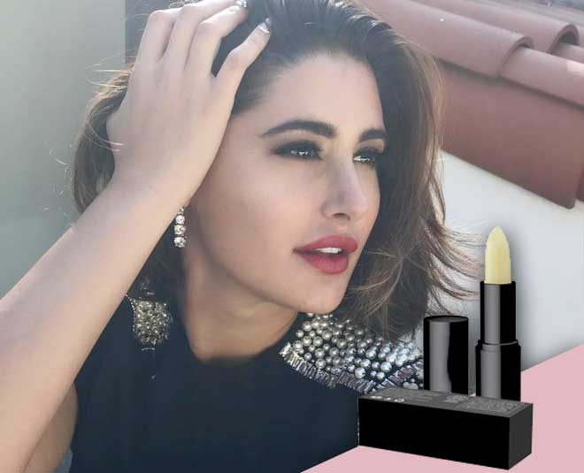 Tips to Prevent Lipstick From Getting On Your Teeth inside