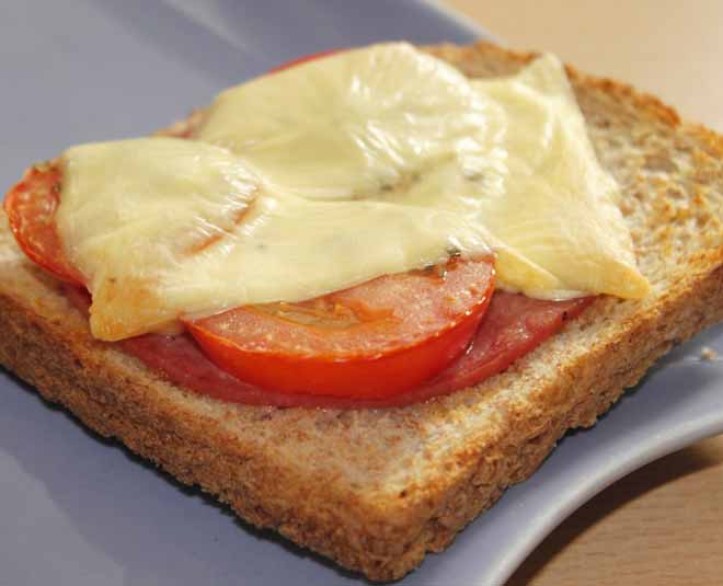 Veg Mayonnaise Sandwich