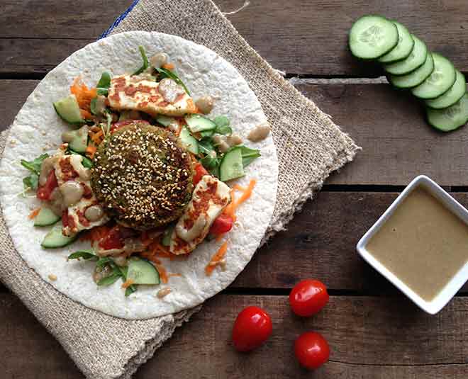 syria falafel veg roll inside