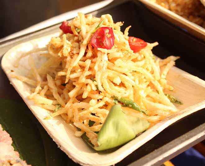 thai Deep Fried Green Papaya Salad