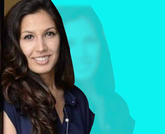 women in the digital space ()