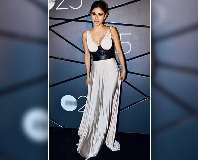 Zee Celebs awards mouini roy