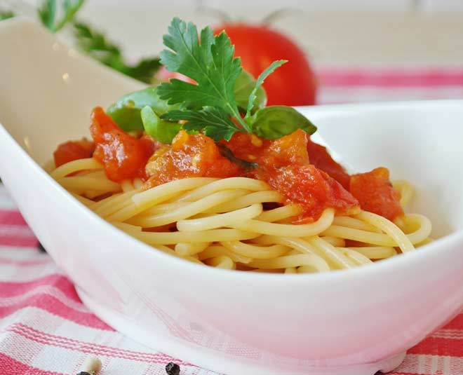 chinese hakka noodles ready