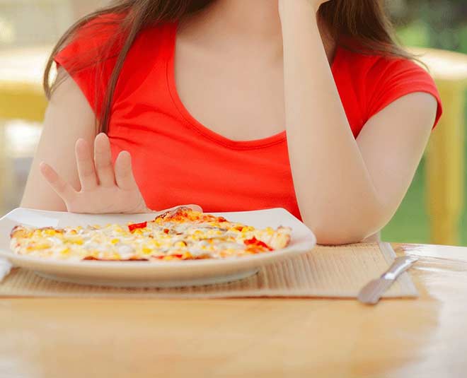 According to ayurveda right way of eating food at home