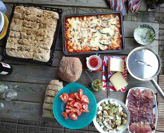 double layer cheese pizza ingredients