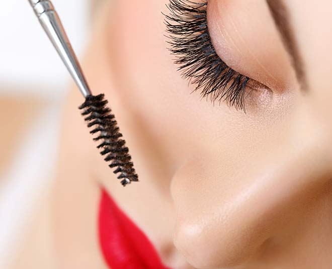 eyelashes curling tips at home inside