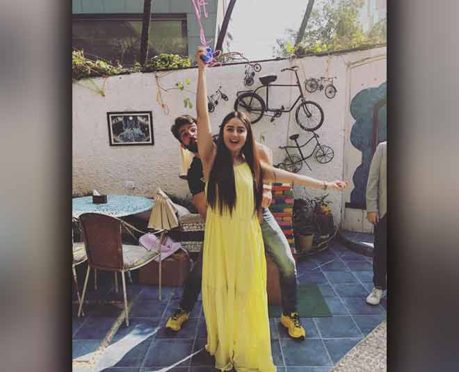 mahi vix favourite place to travel inside