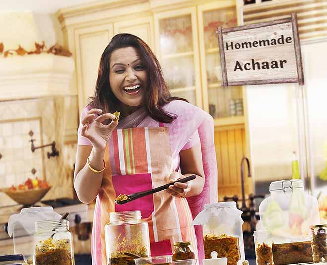 Kitchen Business Women achar