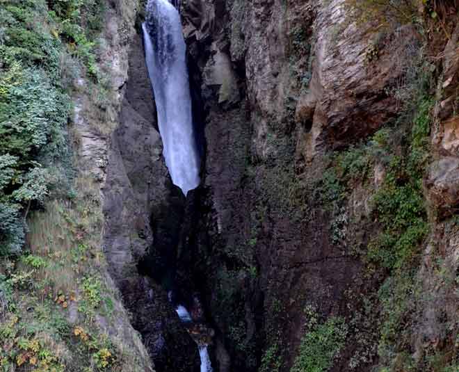 noori chamb jammu kashmir famous waterfalls