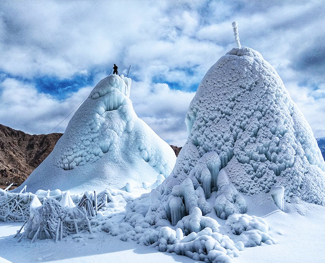 World first road on glacier built in ladakh