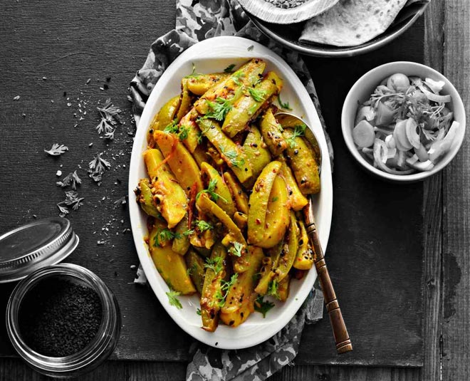 how to make bharva parval