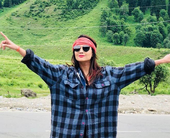 naagin actress adaa khan travelling experience