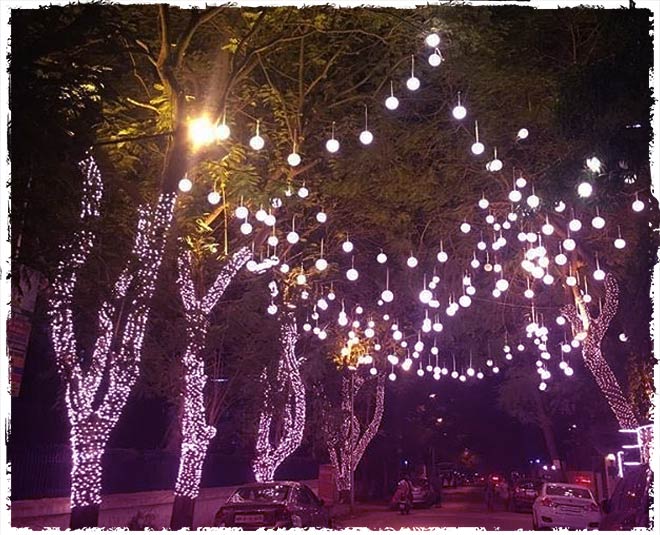 ranveer singh house decoration for deepika