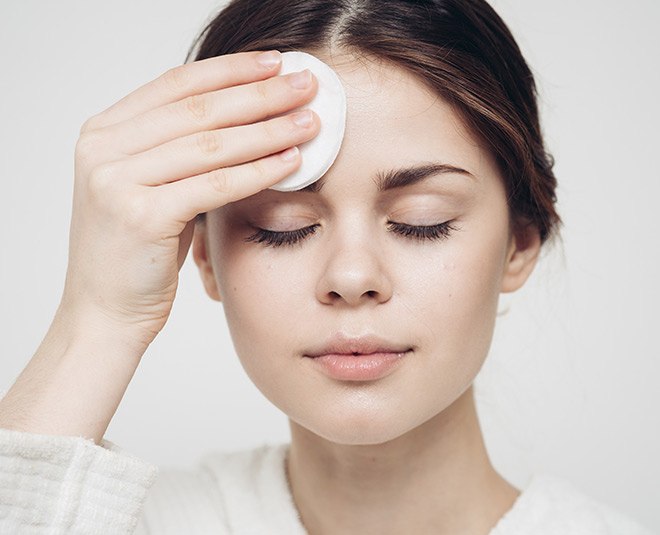 Expert talks about right moisturizer for different skin type