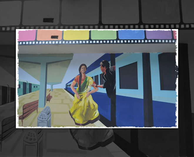 bollywood posters in delhi rail museum inside