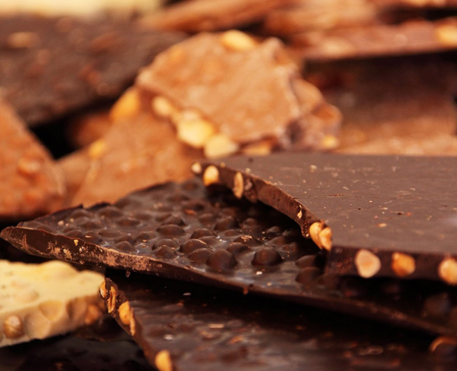homemade peanut chocolate bar