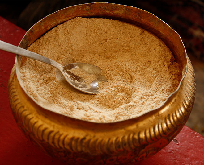 multani mitti face pack for karwachauth