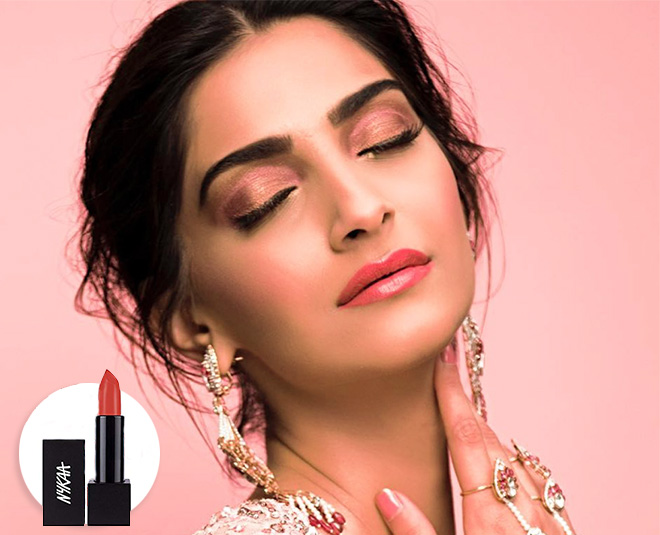 sonam nykaa herzindagi coral makeup navratri special