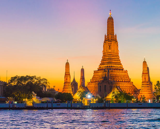 delhi mumbai direct flight phuket male