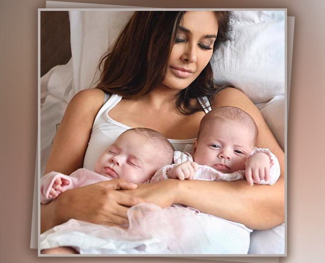 lisa ray and her daughter inside