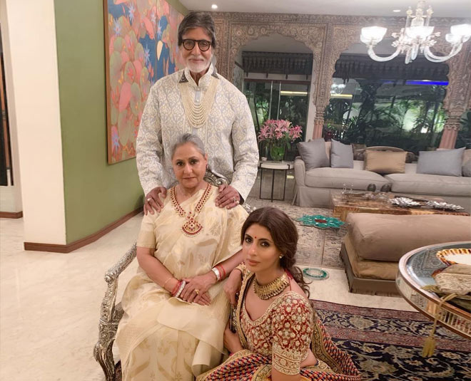 jaya bachchan shweta bachchan card ()