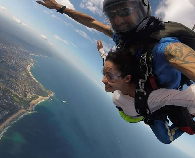 nushrat tandem skydiving