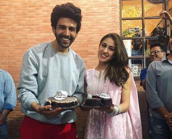 sara kartik cake cutting