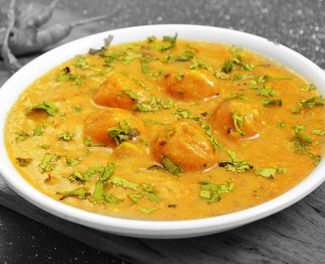 sindhi besan tikki ki sabji inside