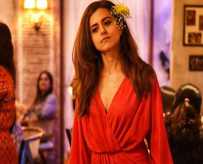 Riddhi Dogra First Salary