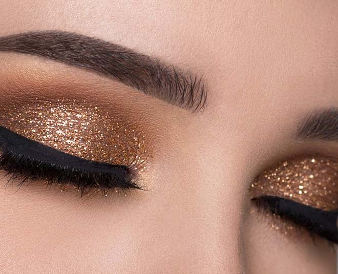 apply and remove glitter makeup inside