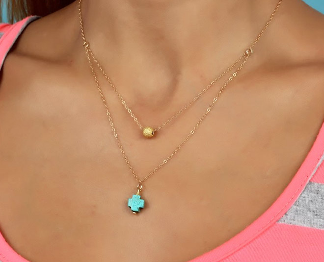 fashion statement with minimalist daily wear jewellery inside