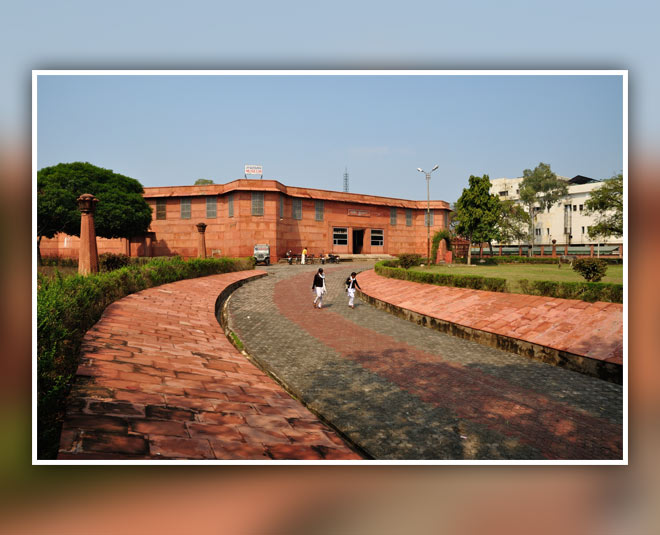meuseum in mathura inside