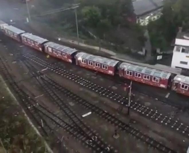him darshan express train between kalka to shimla inside