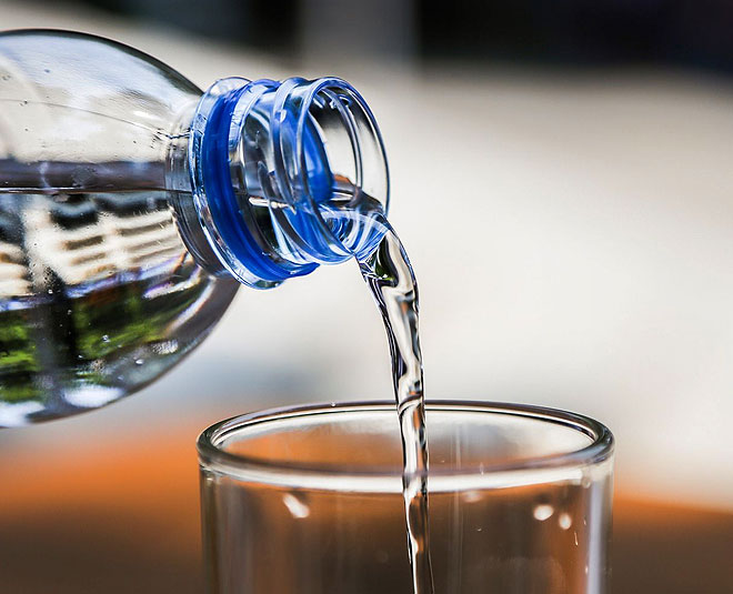 hot water benefits in winter for glowing skin inside