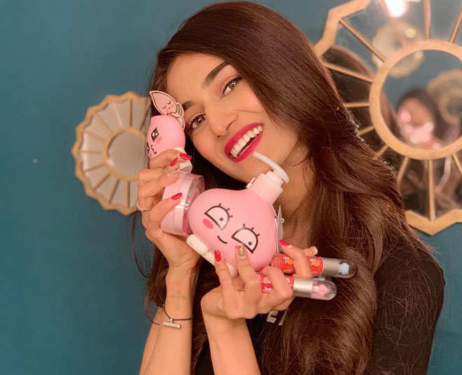 Erica fernandes kasautii zindagii kay minutes makeup trick