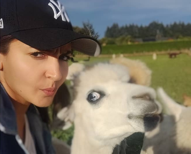 anushka sharma inside