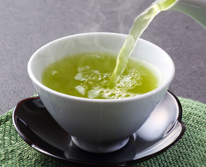 green tea for thick eyelahses inside