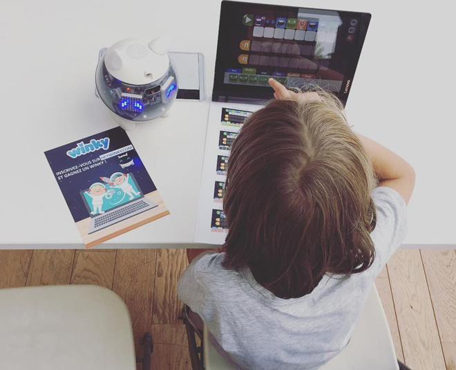 make children intelligent and sharp by improving their hobbies inside